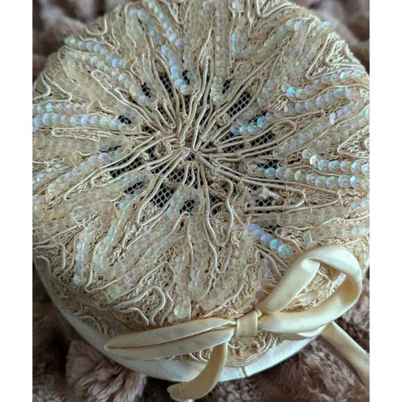Vtg 1950s Evelyn Varon Sequin Lace Cocktail Hat Fascinator Cap Beige Pancake - Picture 6 of 12